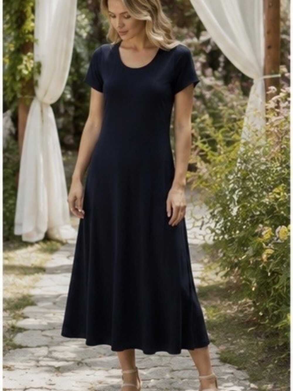 Club Monaco  Short-Sleeve Maxi Dress